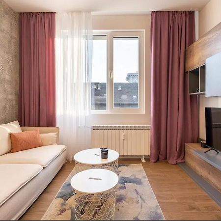Stylish 1Bdr Central Apartment Sofia Esterno foto