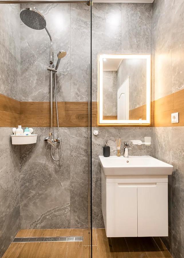 Stylish 1Bdr Central Apartment Sofia Esterno foto